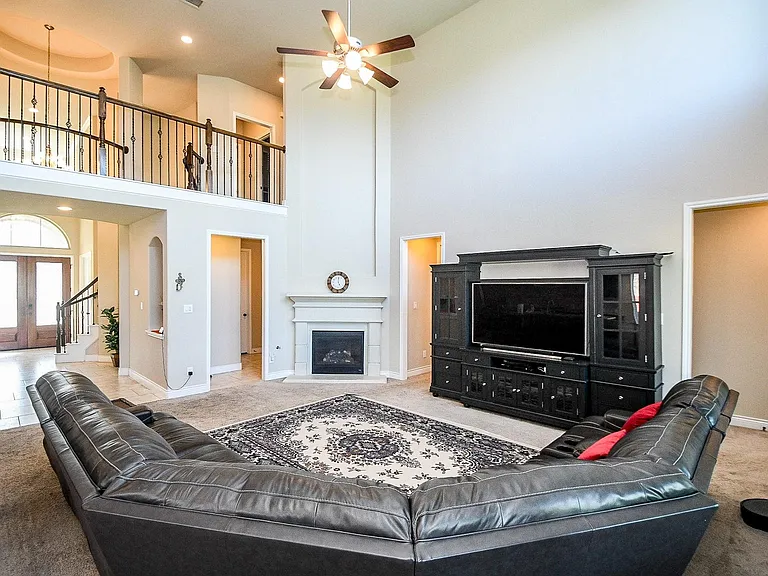 10119 Peytons Grace Ln — Photo 17