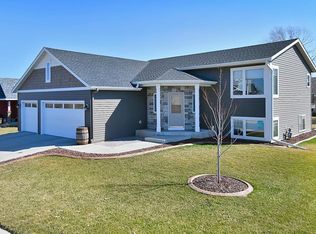 1002 11th Ave NW, Kasson, MN 55944