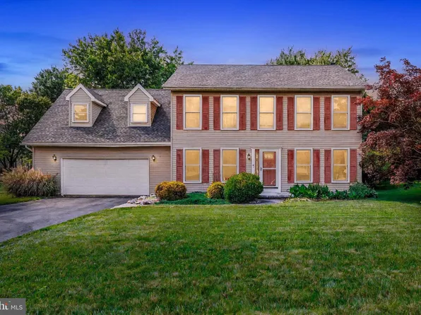 3615 Pleasant Valley Rd, York, PA 17406