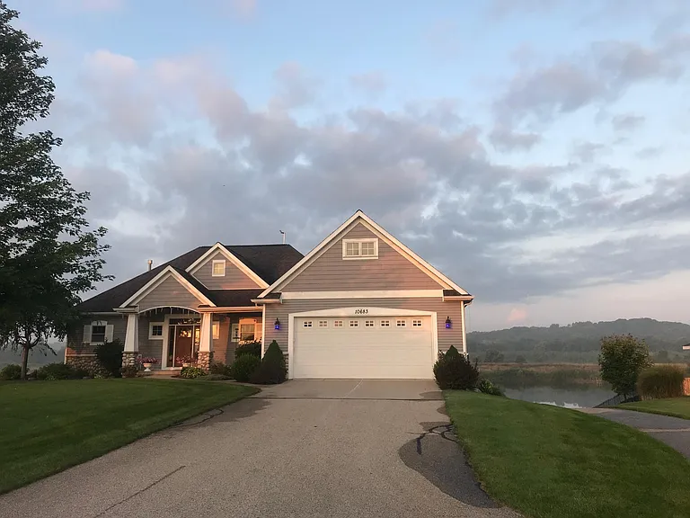 Private driveway on the right to lake entry
