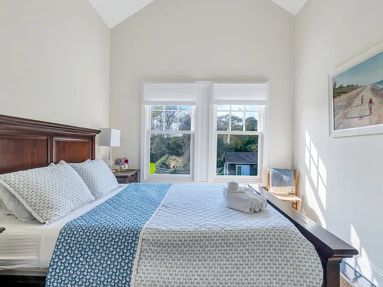 426 Ocean Rd — Photo 26