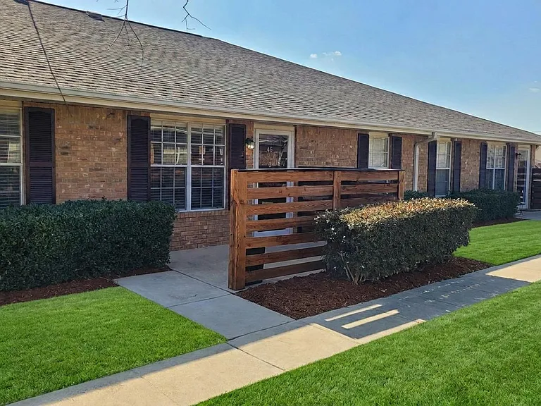 The Augusta at Gruene Garden Apartments — Photo 63