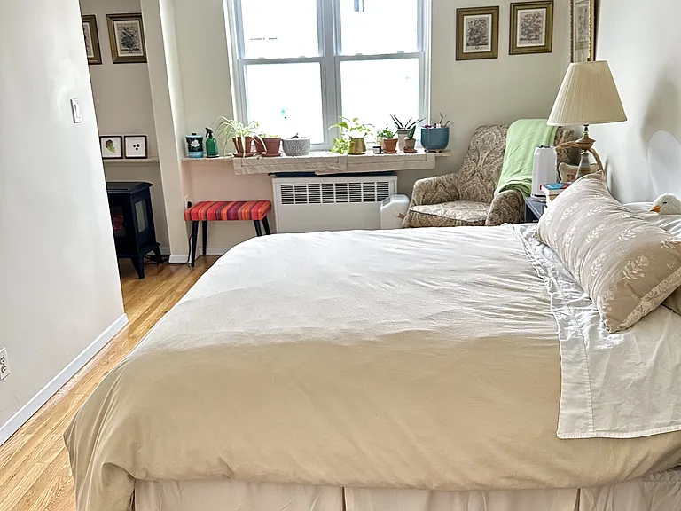 25-28 48th St #1 — Photo 7