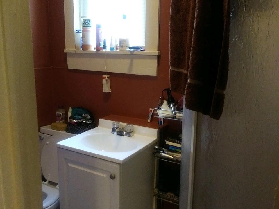 2nd image of 57 Washington Ave