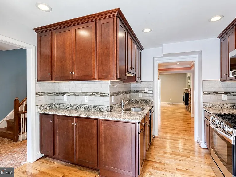 1632 Angus Ct — Photo 7