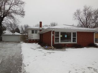 409 Carey Ct, Chicago Heights, IL 60411