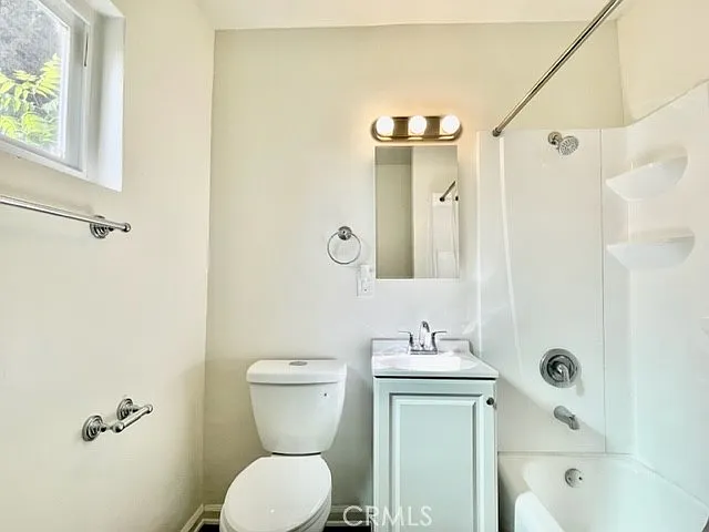 1811 W Sallie Ln #5 — Photo 13