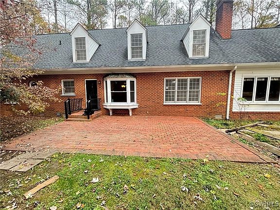 2nd image of 8059 Glenbrook Dr