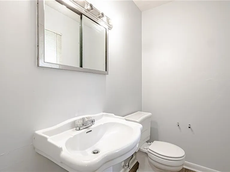 4339 Binghamton Dr — Photo 11