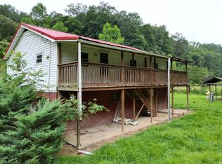 950 Pine Grove Rd, Amma, WV 25005