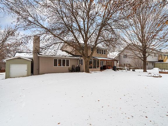 5th image of 1754 Colby Lake Dr