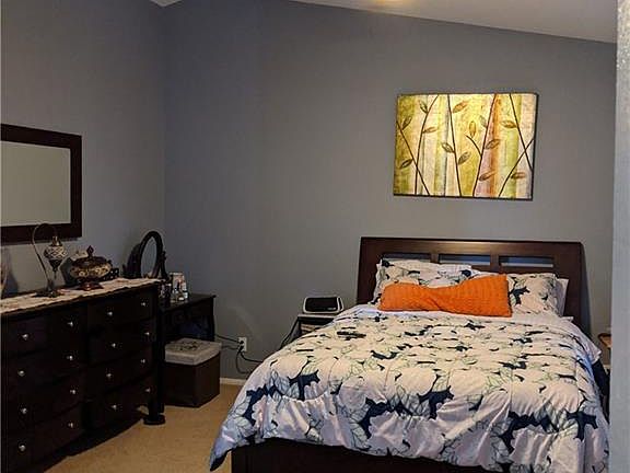 4th image of 7932 Stormy Falls St