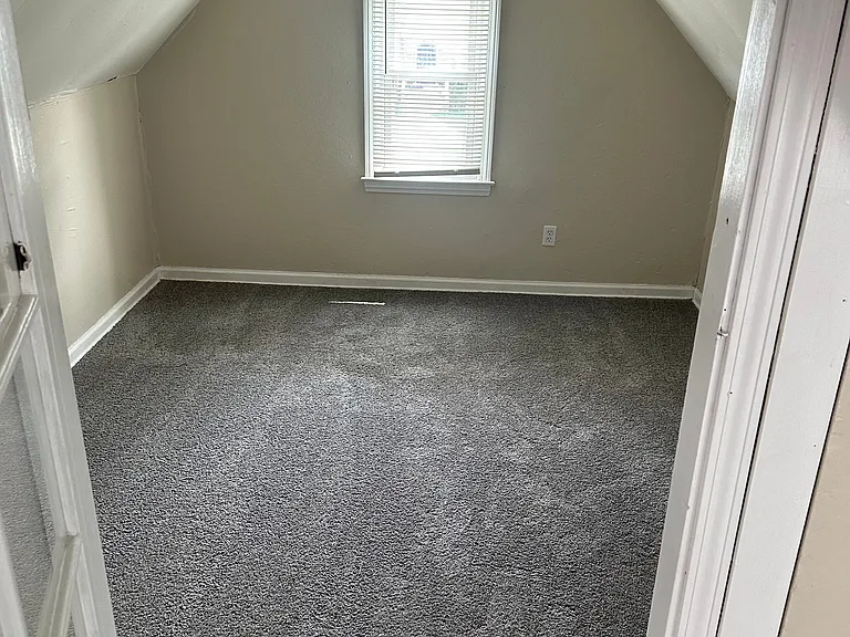 9781 Wayburn St — Photo 15