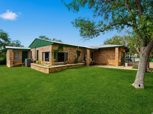 710 Storey, Cotulla, TX 78014