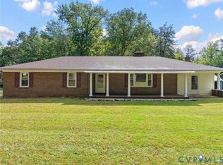 1312 Walnut Shade Rd, Louisa, VA 23093