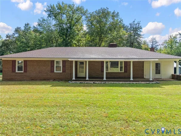 1312 Walnut Shade Rd, Louisa, VA 23093