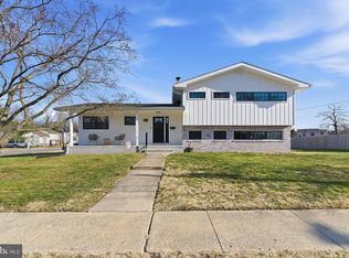 25 Whitman Rd, Hamilton, NJ 08619