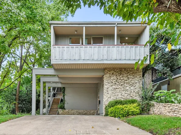 2720 Sandage Ave, Fort Worth, TX 76109