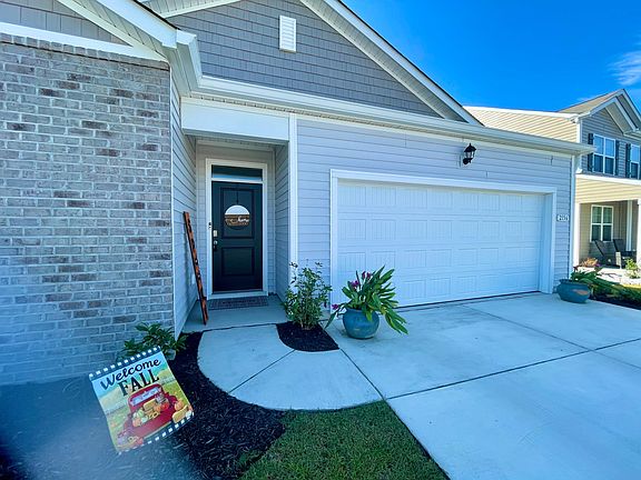 3rd image of 2156 Ainsley Dr