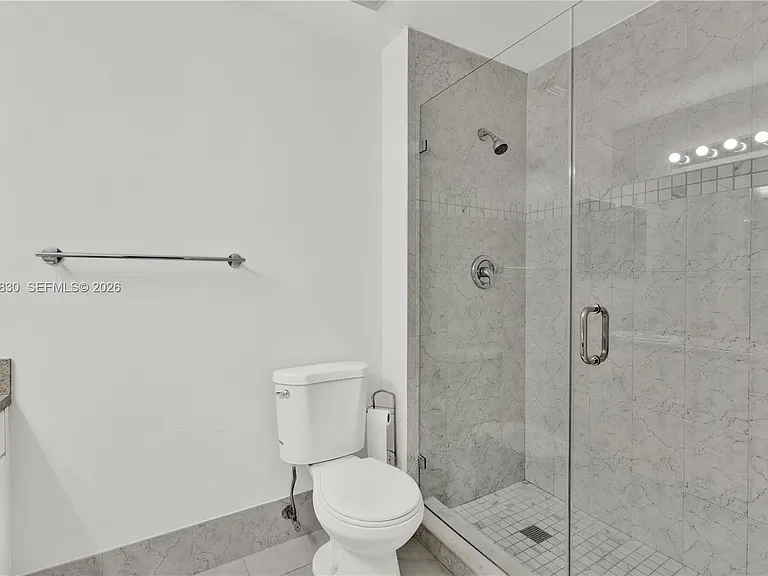 12704 SW 71st Ter — Photo 21