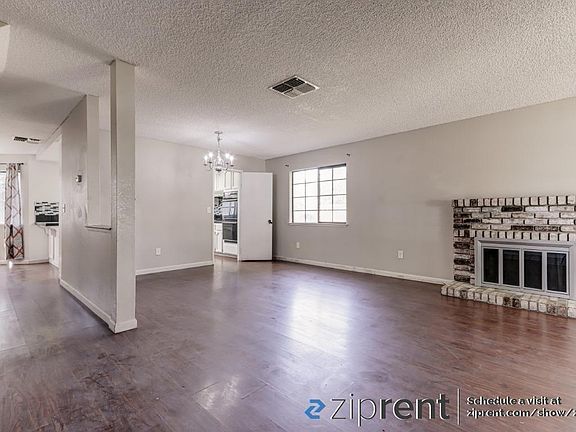 4th image of 15 Prado Ct
