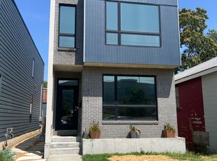 4311 Hunt Ave, Saint Louis, MO 63110