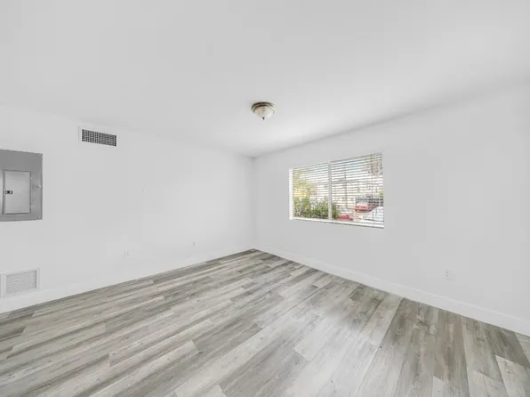 5990 NW 14th Ave #3, Miami, FL 33142