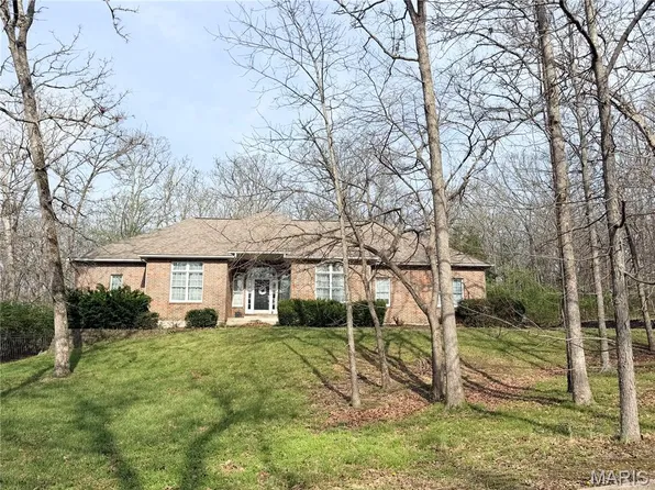 822 Oak Knoll Rd, Rolla, MO 65401