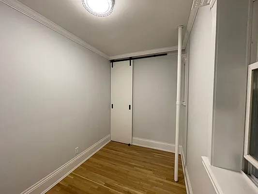 Rented by Oxford Property Group | media 11