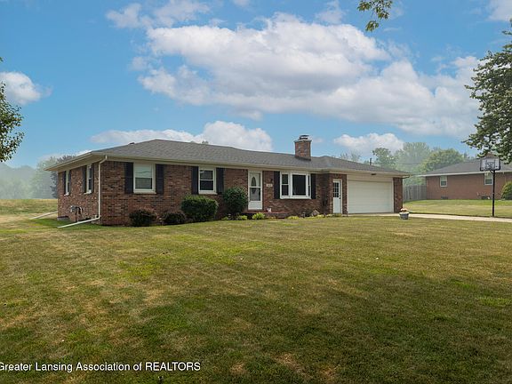 3rd image of 5858 Hartel Rd