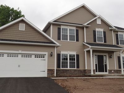 18 Grovewood Ln, Rochester, NY, 14624