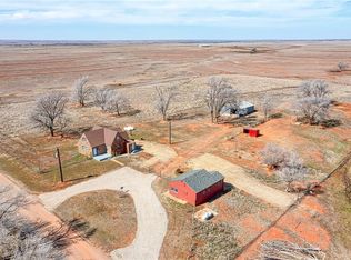 19279 E 1180th Rd, Sayre, OK 73662