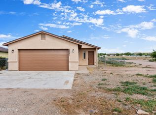 24351 N Diamond Head Ave, Paulden, AZ 86334
