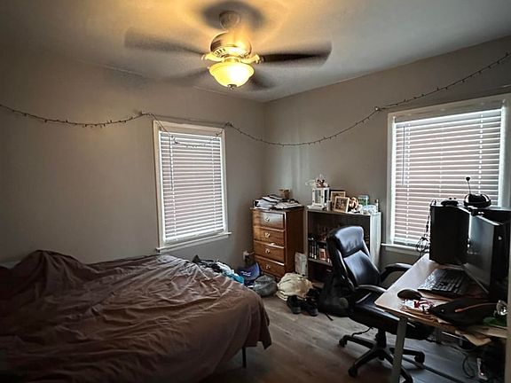 5th image of 915 Harmony Way