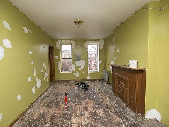 3rd image of 1270 Herkimer St