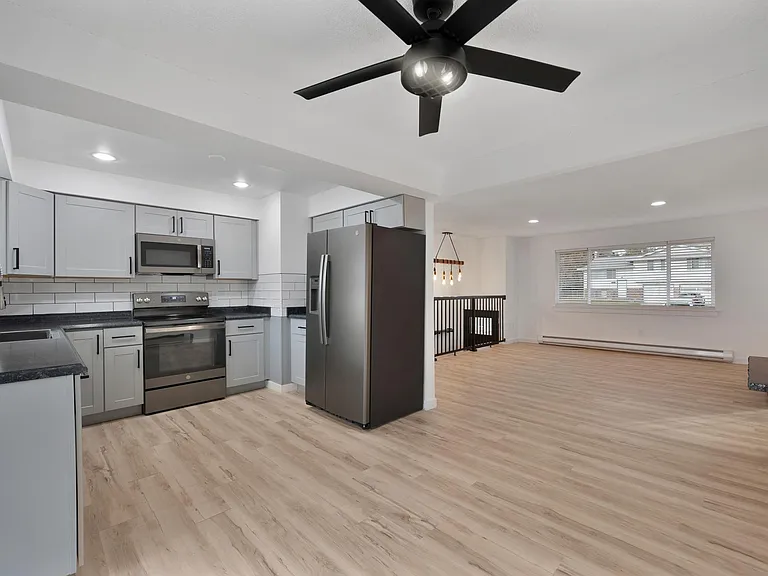 13416 E 26th Ave — Photo 9