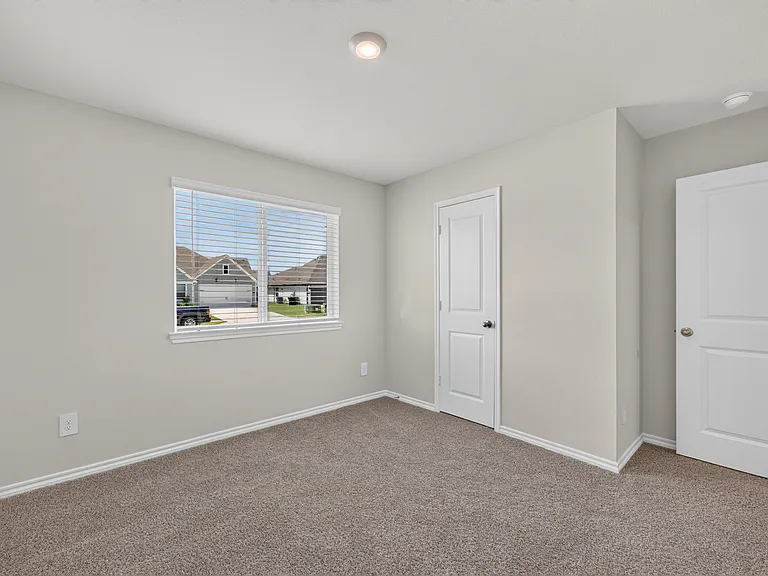 728 Orchid Way — Photo 25