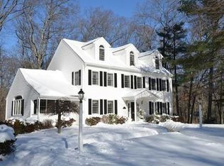 4 Ainsley Dr, Franklin, MA 02038