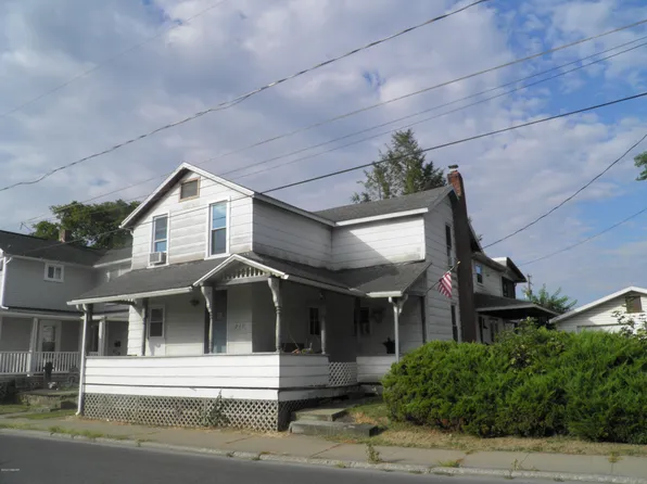 211 E Park St, Lock Haven, PA 17745
