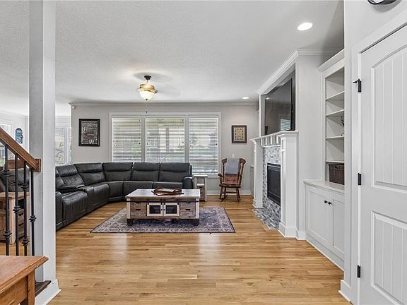 5th image of 17990 NW 126th Pl