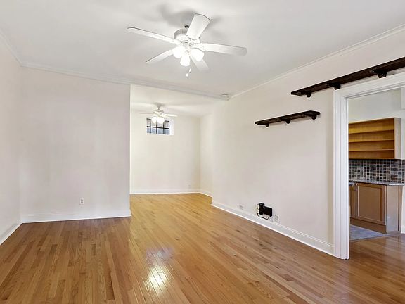 2nd image of 116 Pinehurst Ave APT D5