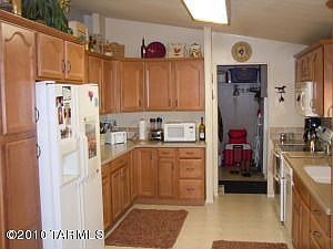 5th image of 12212 N Hong St