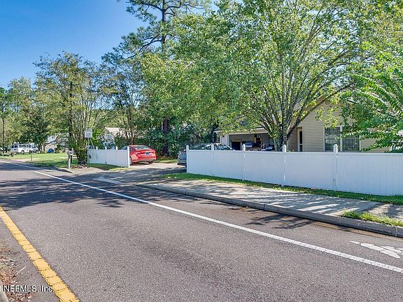 3rd image of 7641 SHINDLER Drive