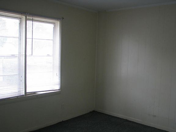 4th image of 1713 Harvard St