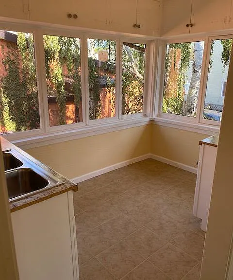 3001 Dana St — Photo 8
