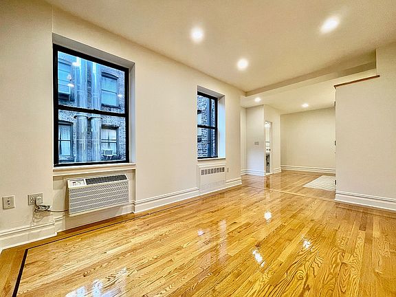 5th image of 272 Bleecker St APT 41