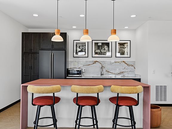 4th image of 1235 Regent St #202