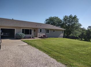 9606 Bennington Rd, Omaha, NE 68122