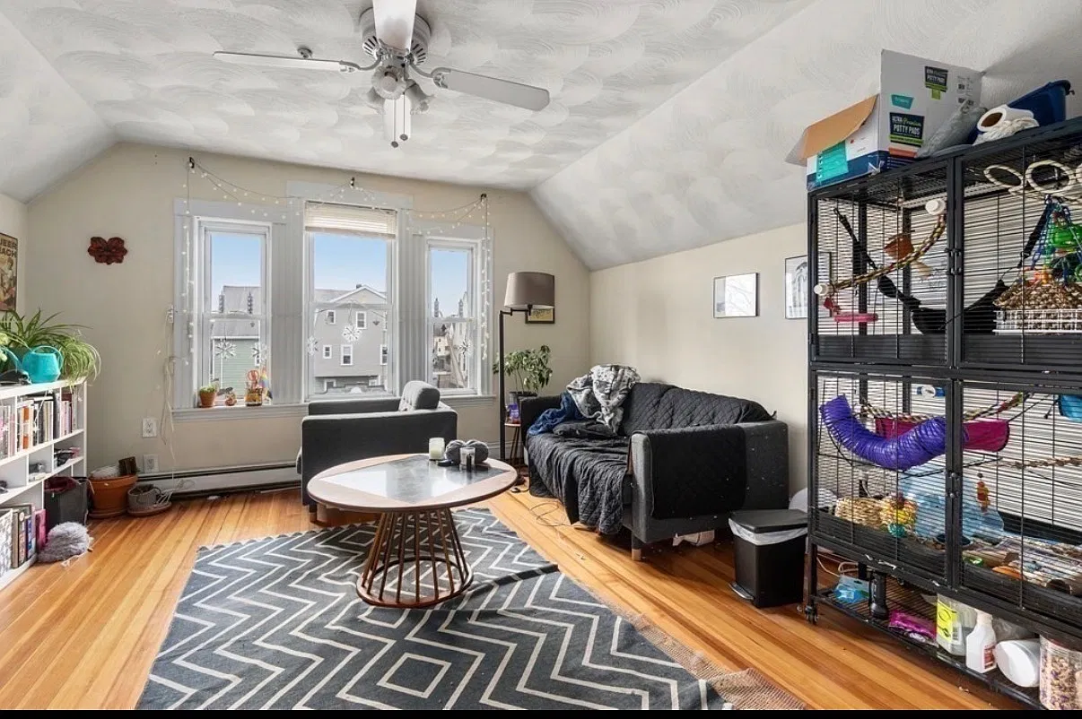 2 bed, 9999 sqft, $3,000 — Photo 2