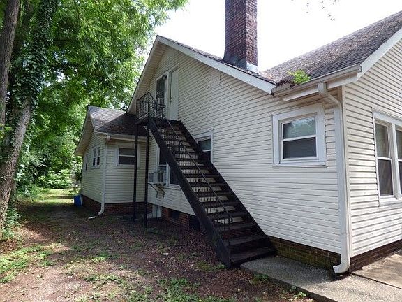 4th image of 807 E Burton St APT 3